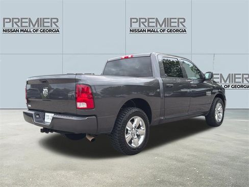 Used 2020 RAM 1500 Express RWD image 22