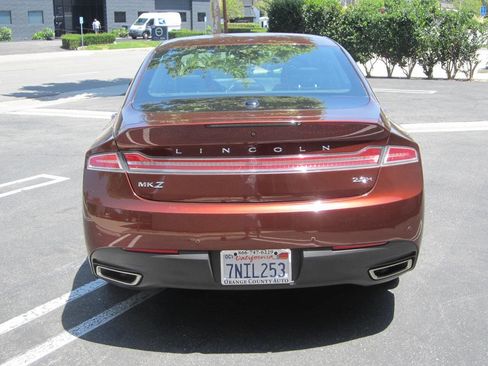 Used 2016 Lincoln MKZ Hybrid w/ Equipment Group 600A Reserve FWD image 5
