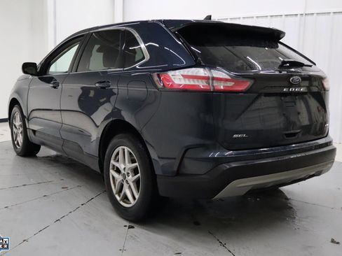 Used 2023 Ford Edge SEL image 8