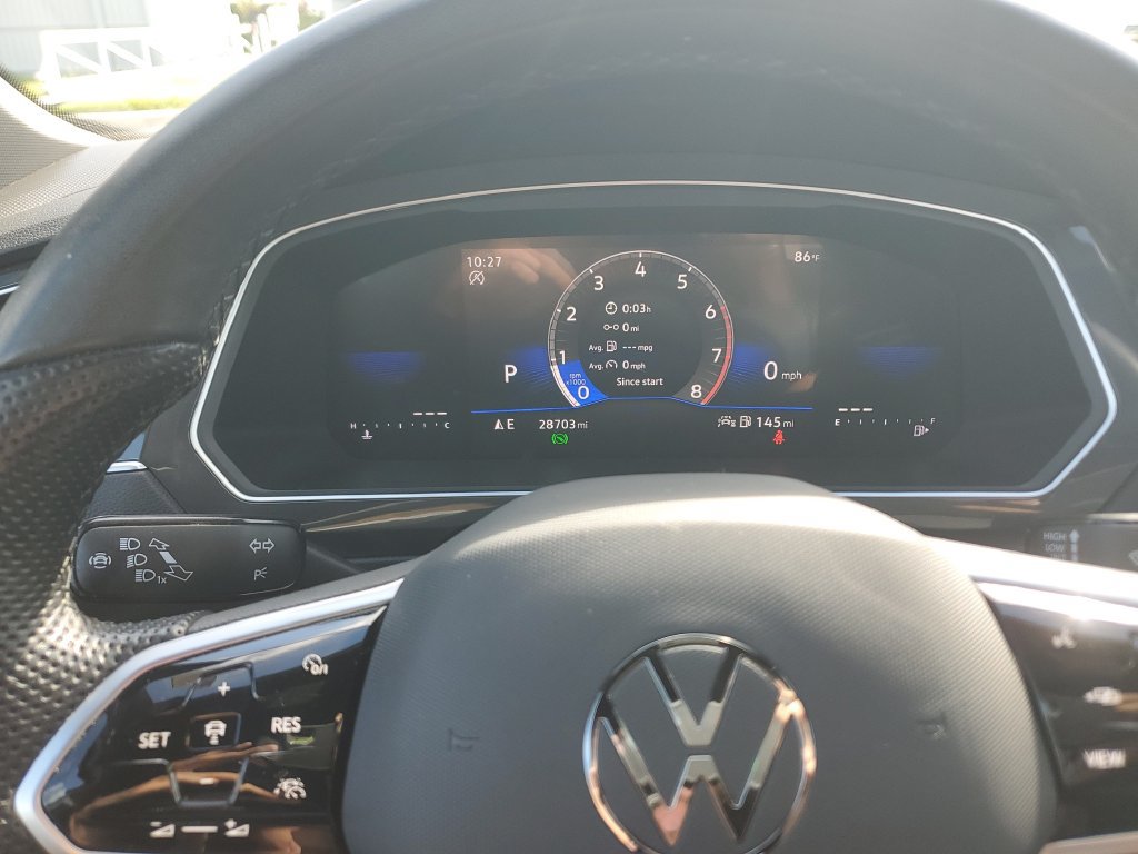 Certified 2024 Volkswagen Tiguan SE R-Line FWD image 26