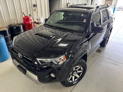 Used 2020 Toyota 4Runner TRD Off-Road Premium w/ Moonroof Package AWD/4WD image 37