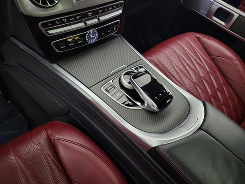 Certified 2021 Mercedes-Benz G 63 AMG 4MATIC image 11