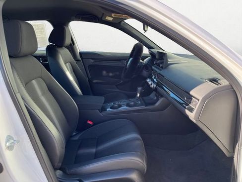 Used 2022 Honda Civic Sport image 16