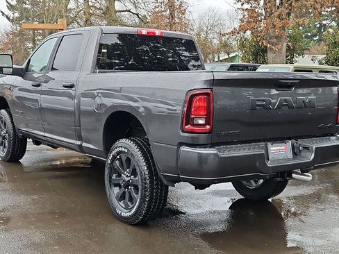 New 2026 RAM 2500 Big Horn AWD/4WD image 5