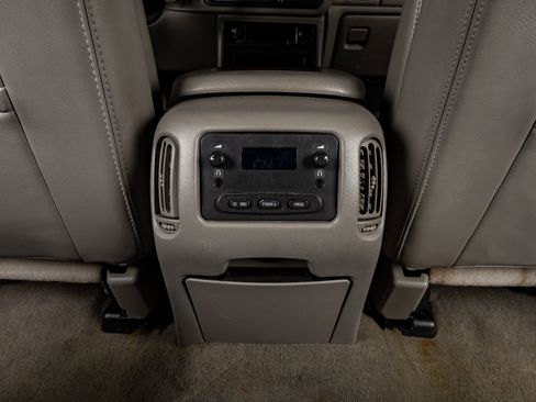 Used 2005 Chevrolet Silverado 3500 LT w/ Heavy-Duty Power Package image 27