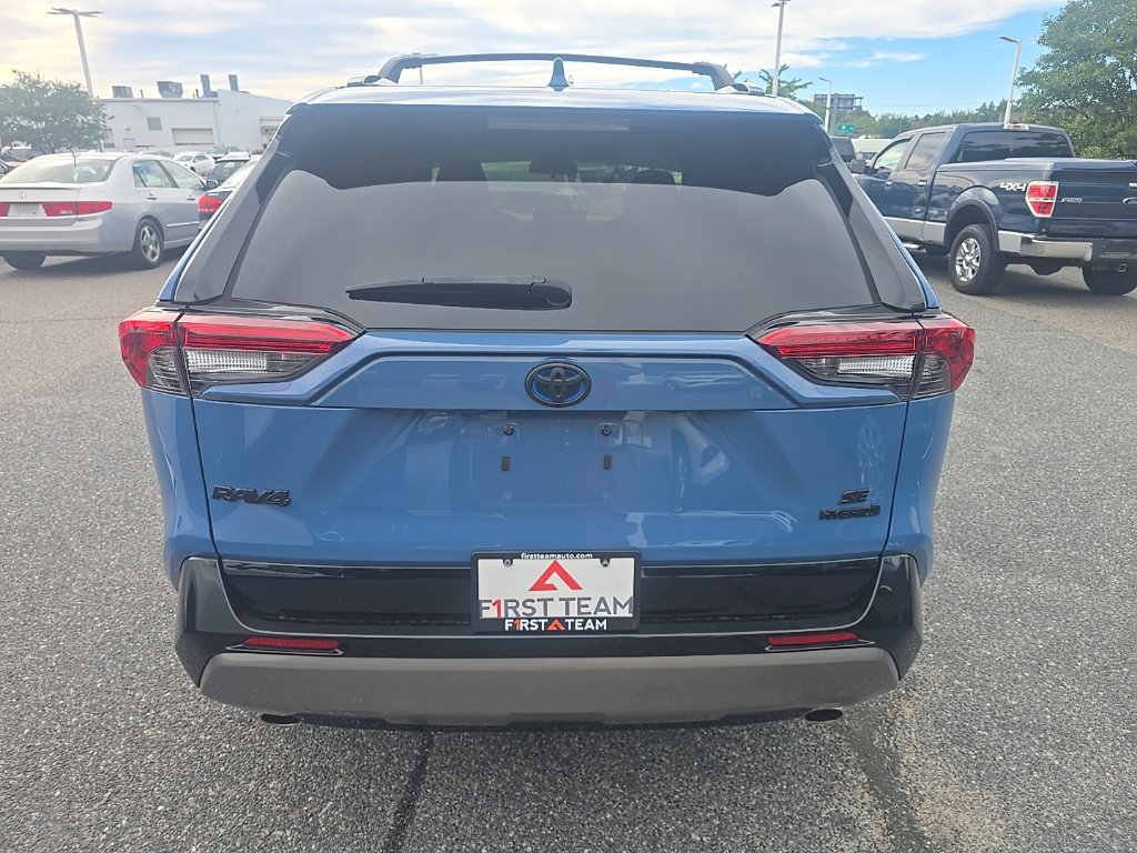 Used 2024 Toyota RAV4 SE w/ Convenience Package AWD/4WD image 6
