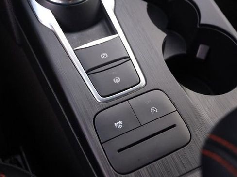 Certified 2025 Ford Escape ST-Line AWD/4WD image 18