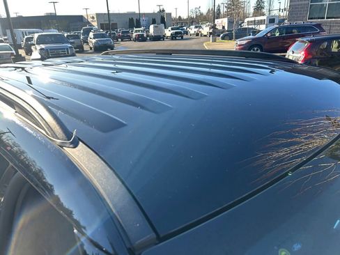 Used 2025 Ford Explorer ST-Line w/ ST-Line Street Pack image 28