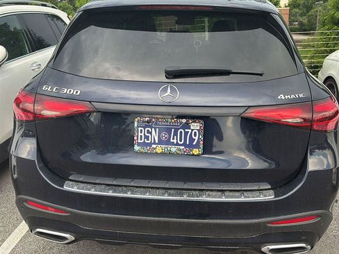 Used 2024 Mercedes-Benz GLC 300 4MATIC image 6