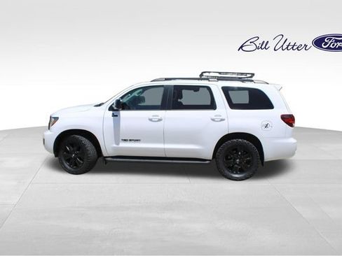 Used 2021 Toyota Sequoia TRD Sport w/ TRD Sport Premium Package AWD/4WD image 8