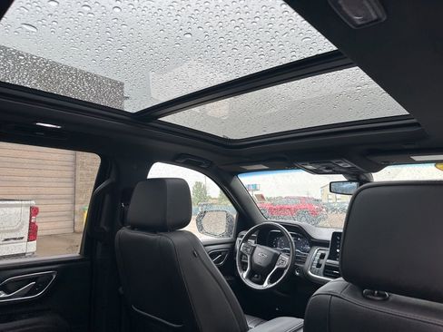 Used 2022 Chevrolet Suburban RST w/ Luxury Package AWD/4WD image 31