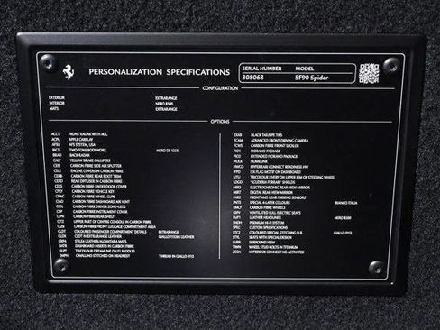 Used 2024 Ferrari SF90 Spider image 40