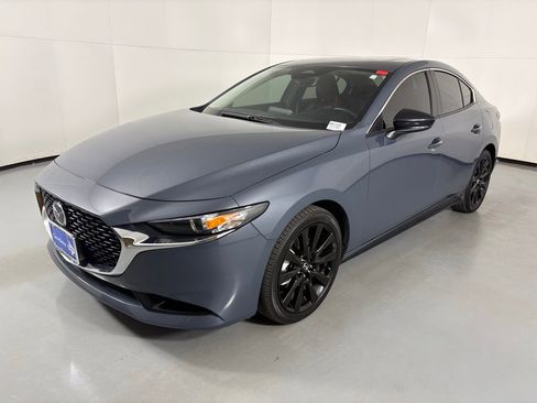 Used 2025 MAZDA MAZDA3 s image 4