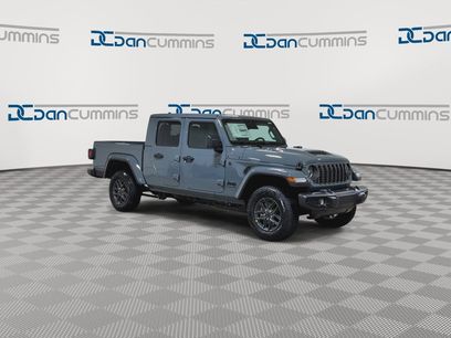 New 2026 Jeep Gladiator Sport