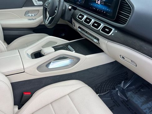 Certified 2020 Mercedes-Benz GLE 350 4MATIC image 32