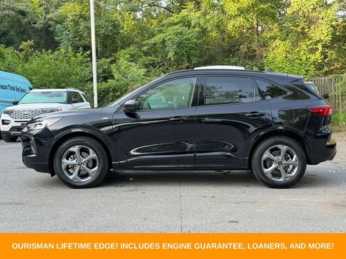 Used 2023 Ford Escape ST-Line w/ Tech Pack #1 AWD/4WD image 4