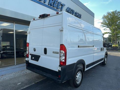 Used 2023 RAM ProMaster 2500 FWD image 3