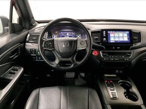 Used 2023 Honda Passport TrailSport image 17