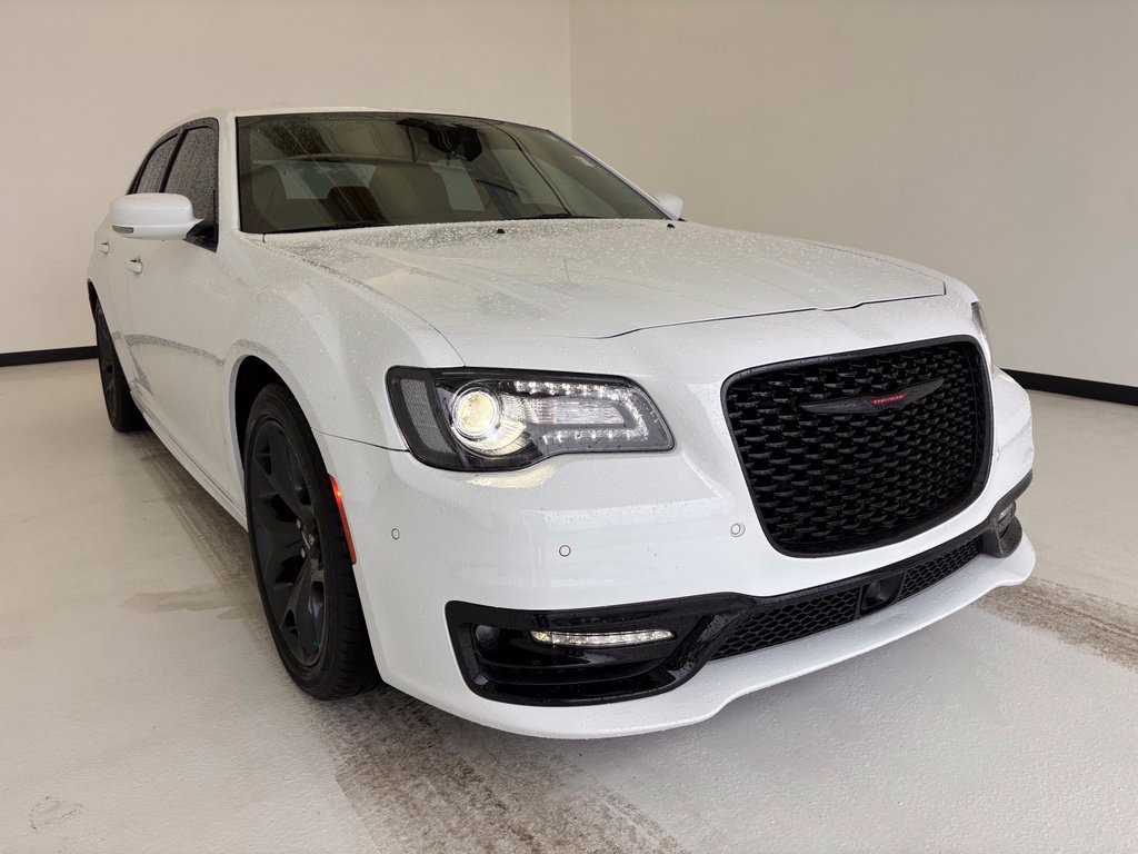 Used 2023 Chrysler 300 S w/ Comfort Group RWD image 12