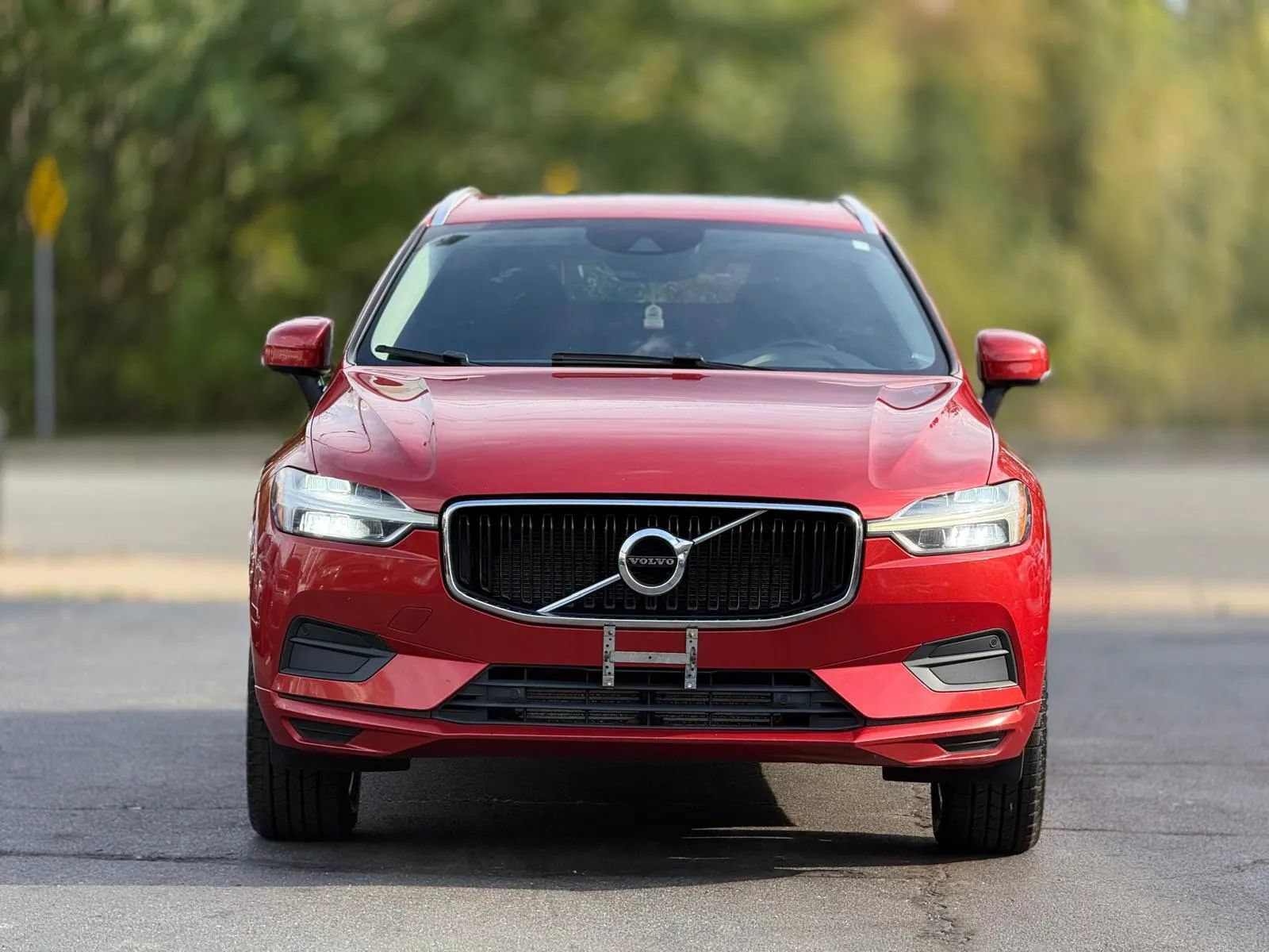 Used 2020 Volvo XC60 T6 Momentum AWD/4WD image 30