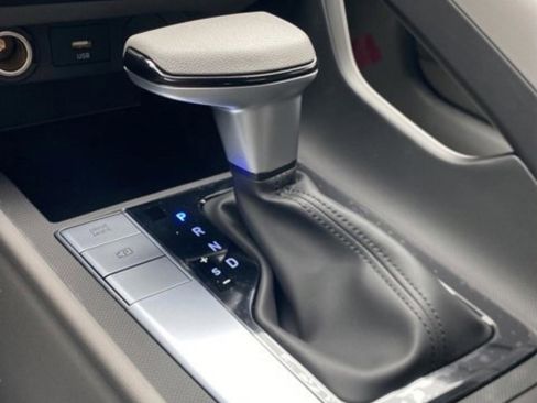 New 2026 Hyundai Elantra SE image 25