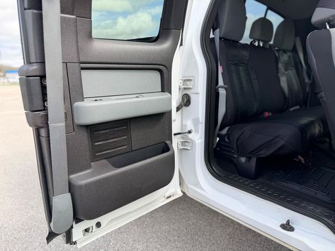 Used 2011 Ford F150 XLT w/ XLT Convenience Pkg AWD/4WD image 17