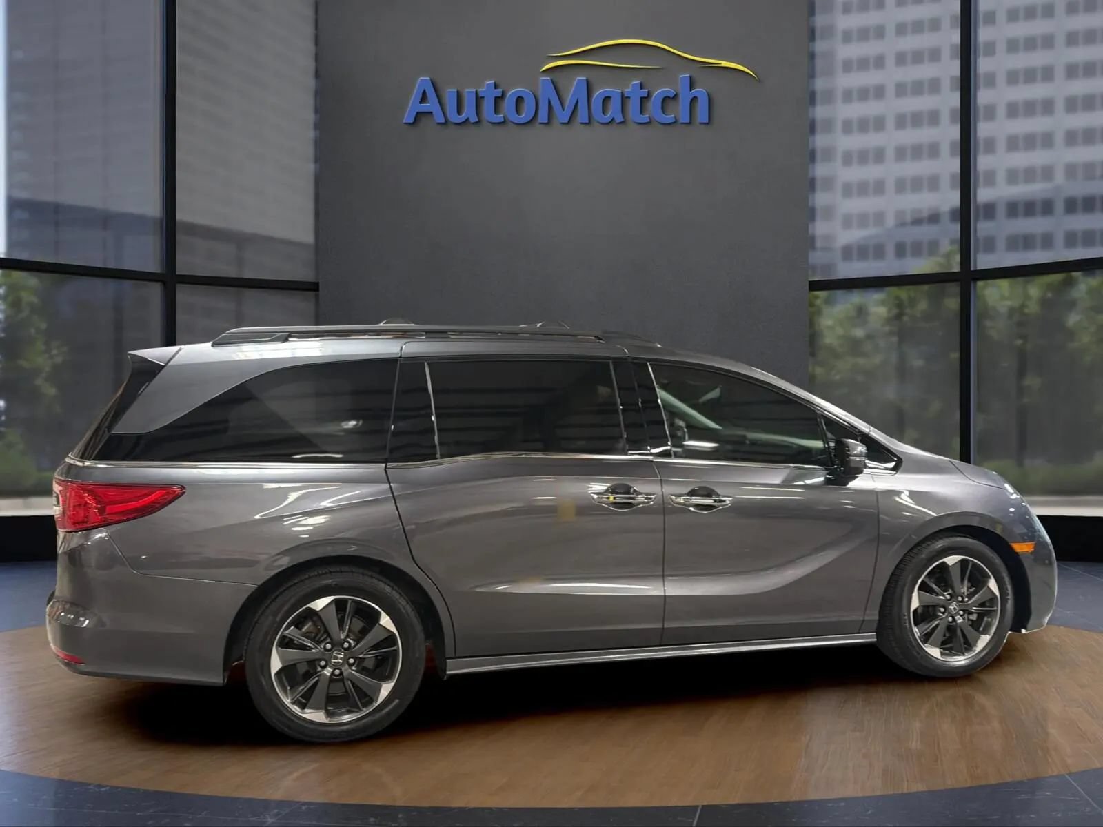 Used 2023 Honda Odyssey Elite image 11