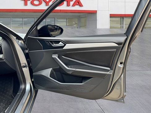 Used 2025 Volkswagen Jetta Sport FWD image 26