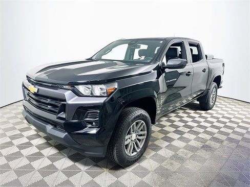 Used 2024 Chevrolet Colorado LT w/ LT Convenience Package II image 7