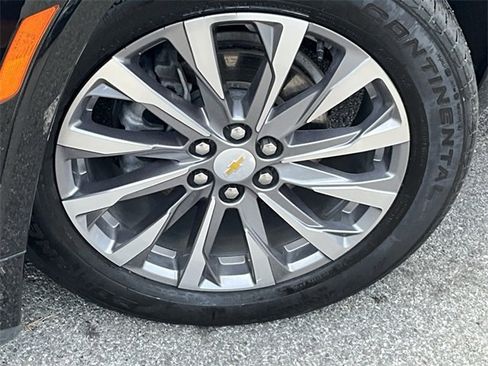 Used 2023 Chevrolet Traverse Premier w/ LPO, Floor Liner Package image 4