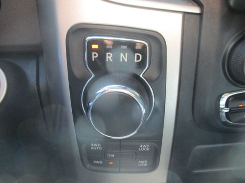 Used 2017 RAM 1500 Big Horn AWD/4WD image 14