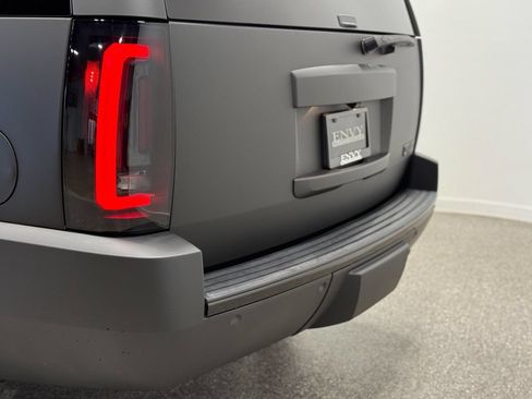 Used 2013 GMC Yukon Denali AWD/4WD image 23