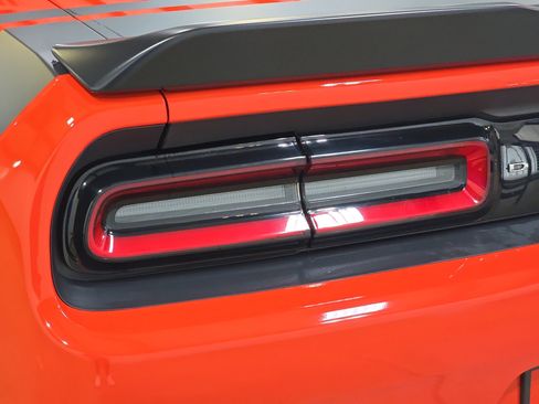 Used 2017 Dodge Challenger R/T Scat Pack RWD image 29