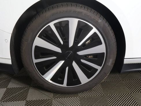 Used 2024 Lucid Air Touring AWD/4WD image 21