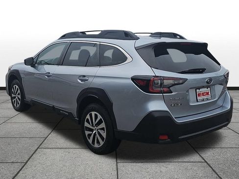 Used 2023 Subaru Outback Premium AWD/4WD image 7