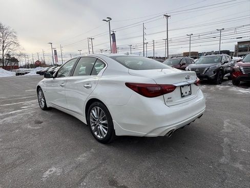 Used 2018 INFINITI Q50 Luxe w/ Essential Package (3.0T Luxe) image 5