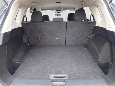 Used 2024 Nissan Rogue S AWD/4WD image 8