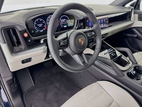 New 2026 Porsche Cayenne E-Hybrid Coupe image 4