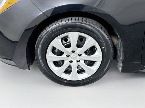 Used 2024 Toyota Corolla LE FWD image 42