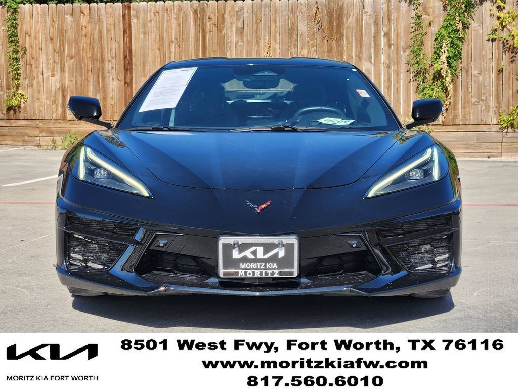 Used 2025 Chevrolet Corvette Stingray Premium Cpe w/ 3LT RWD image 2