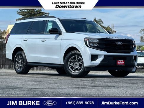 Certified 2025 Ford Expedition Active image 1