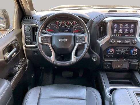 Used 2022 Chevrolet Silverado 1500 RST w/ Convenience Package II AWD/4WD image 7