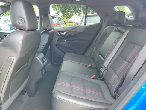 Used 2024 Chevrolet Equinox RS FWD image 9