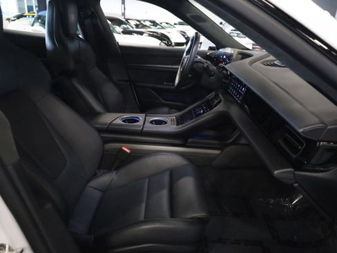 Used 2020 Porsche Taycan Turbo S image 42