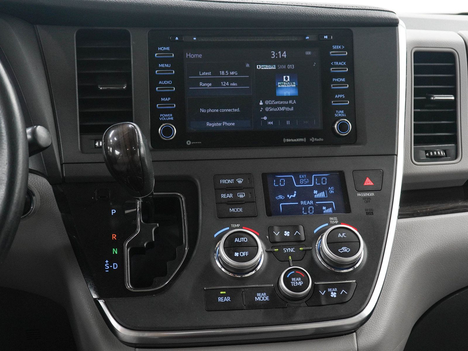 Used 2019 Toyota Sienna XLE FWD image 19