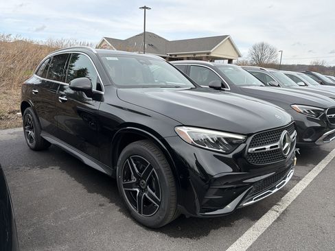 Used 2026 Mercedes-Benz GLC 300 4MATIC image 2