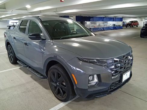 Used 2023 Hyundai Santa Cruz Night AWD/4WD image 3