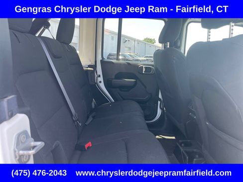 Used 2022 Jeep Wrangler Unlimited Sport AWD/4WD image 20