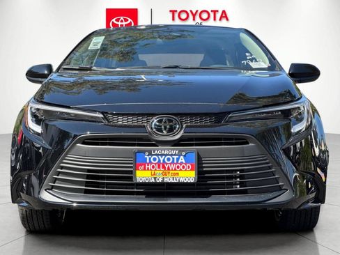 New 2026 Toyota Corolla LE FWD image 8