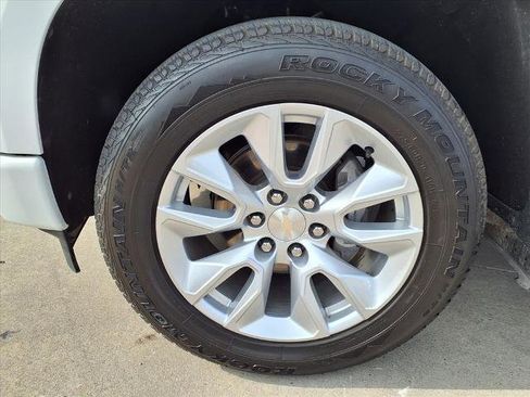 Used 2022 Chevrolet Silverado 1500 Custom image 21